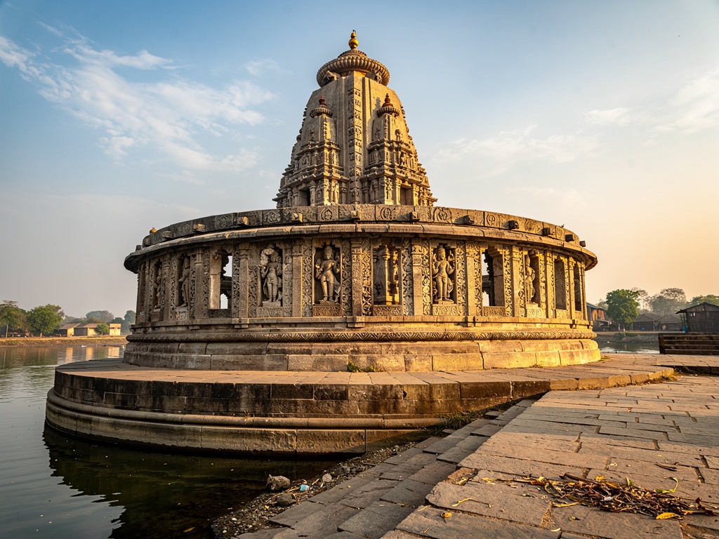 The 12th-century Kopeshwar Temple at Khidrapur near Kolhapur